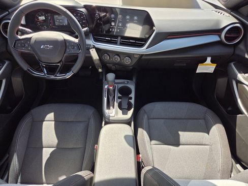 New 2026 Chevrolet Trax RS w/ Driver Confidence Package FWD image 7