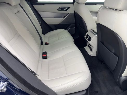 Used 2021 Land Rover Range Rover Velar R-Dynamic S image 39