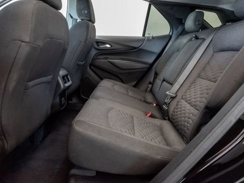 Used 2020 Chevrolet Equinox LT w/ Driver Convenience Package image 22