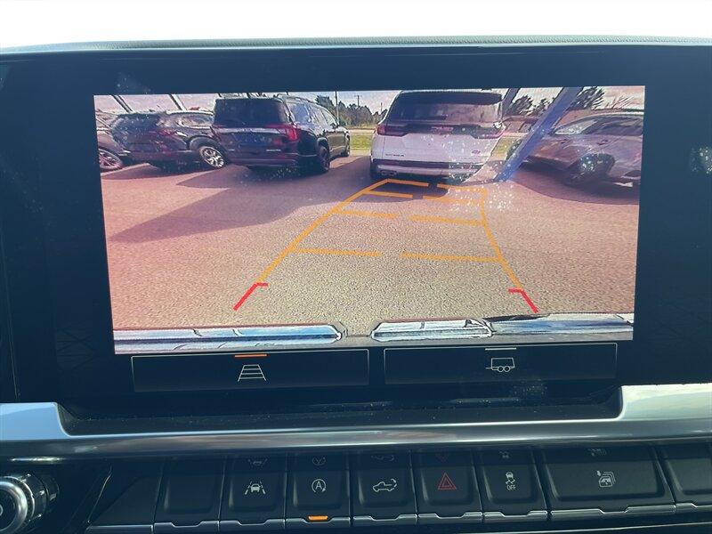 Used 2023 GMC Sierra 1500 SLE RWD image 16