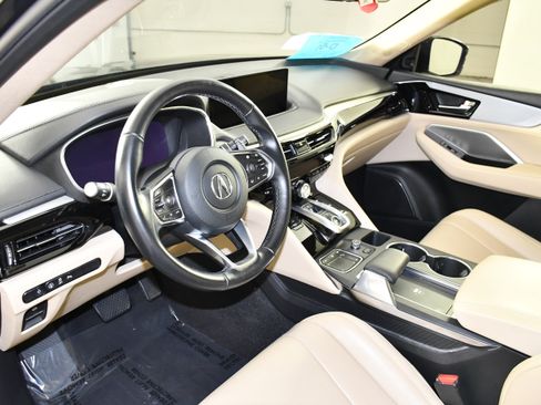 Used 2022 Acura MDX w/ Technology Package AWD/4WD image 2