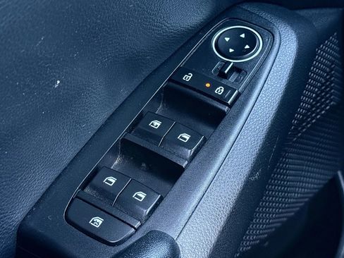 Used 2021 Kia Seltos S image 23