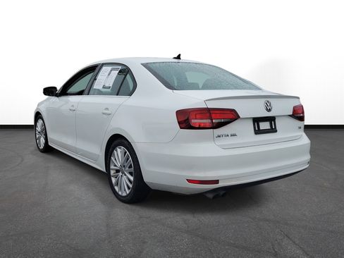 Used 2016 Volkswagen Jetta SEL w/ Lighting Package image 3