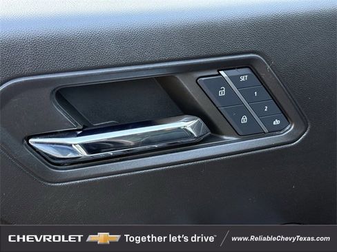 Certified 2024 GMC Canyon Denali image 29