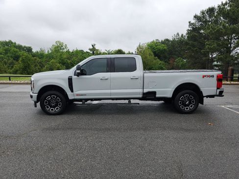 Used 2026 Ford F350 Platinum AWD/4WD image 2