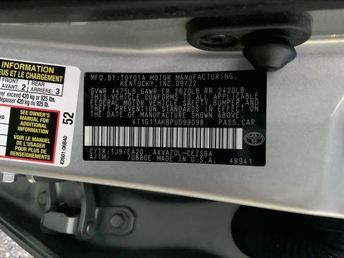 Used 2023 Toyota Camry SE image 30