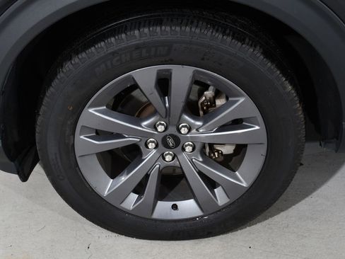 Used 2023 Ford Explorer XLT w/ Equipment Group 202A image 25