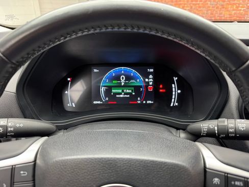 Used 2024 Toyota Grand Highlander AWD image 16