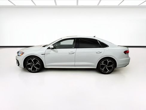 Used 2021 Volkswagen Passat 2.0T R-Line FWD image 25