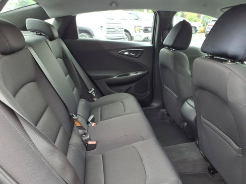 Used 2022 Chevrolet Malibu RS FWD image 10