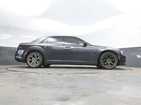 Used 2018 Chrysler 300 S w/ 300S Premium Group image 37