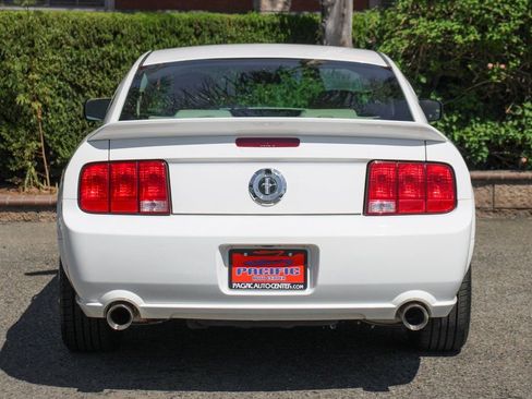 Used 2006 Ford Mustang Premium image 7