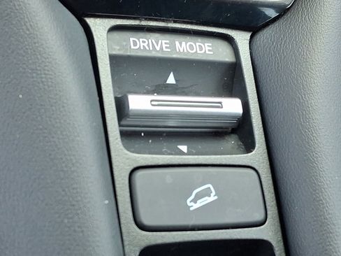 Used 2025 Honda HR-V LX image 24