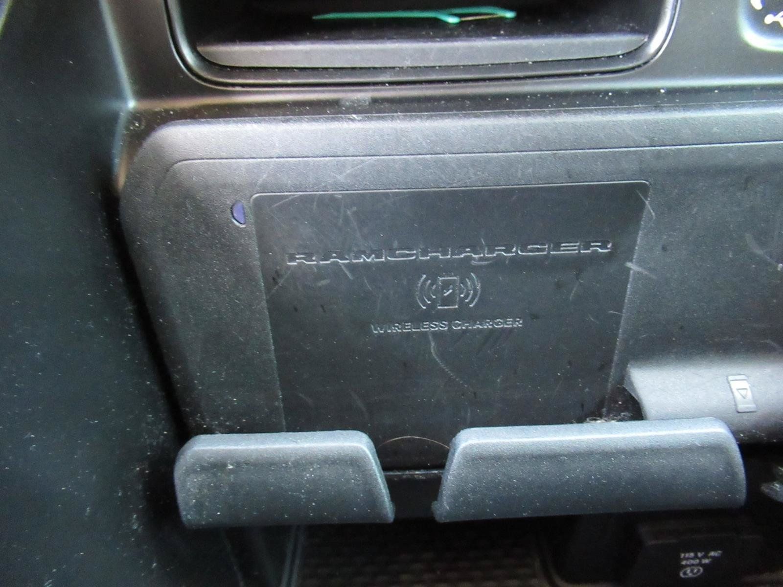 Used 2020 RAM 1500 Limited AWD/4WD image 34