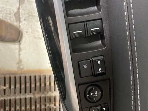 Used 2018 Acura TLX V6 SH-AWD w/ Technology Pkg image 15