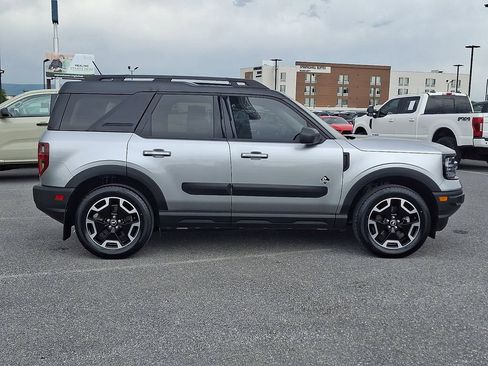 Certified 2023 Ford Bronco Sport Outer Banks w/ Tech Package AWD/4WD image 7