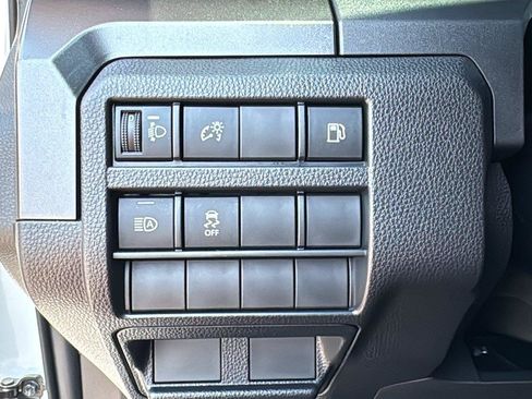 Used 2025 Toyota 4Runner SR5 AWD/4WD image 16