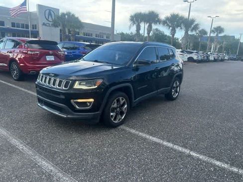 Used 2018 Jeep Compass Limited w/ Navigation Group AWD/4WD image 3