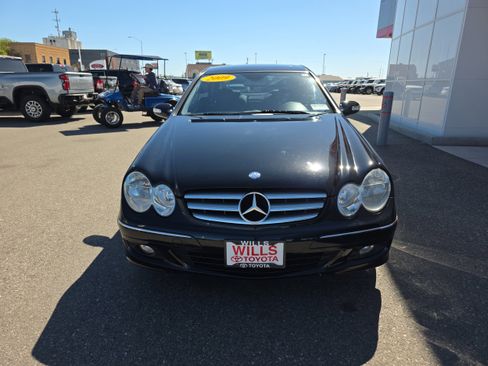 Used 2009 Mercedes-Benz CLK 350 Coupe image 5