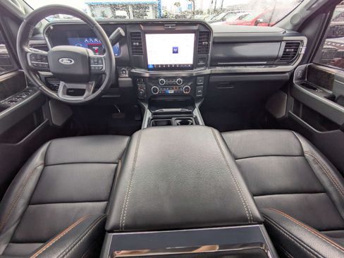 Used 2025 Ford F250 Lariat w/ Black Appearance Package AWD/4WD image 18