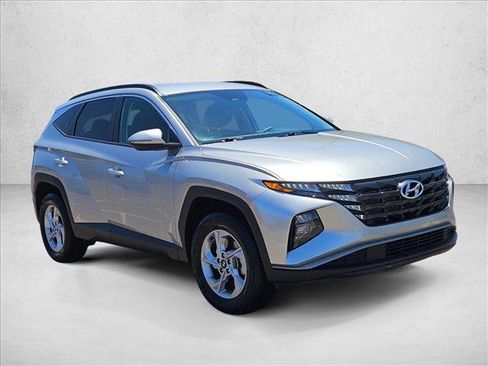 Certified 2023 Hyundai Tucson SEL AWD/4WD image 3