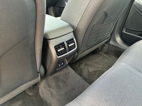 Used 2025 Hyundai Sonata SEL FWD image 19