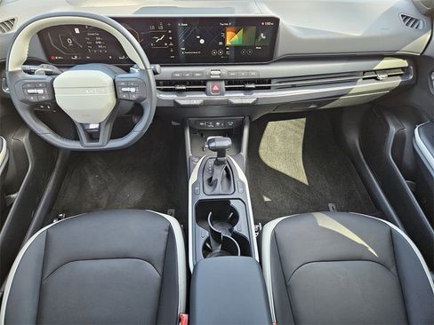 New 2025 Kia K4 GT-Line image 19