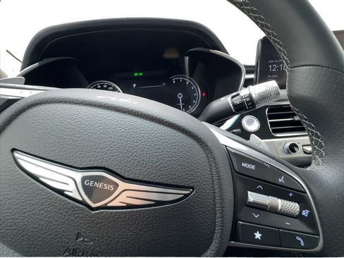 Used 2026 Genesis G70 2.5T RWD image 40