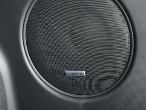 Used 2025 Subaru Forester Touring image 7