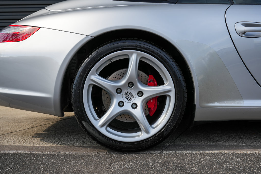Used 2008 Porsche 911 Cabriolet image 34