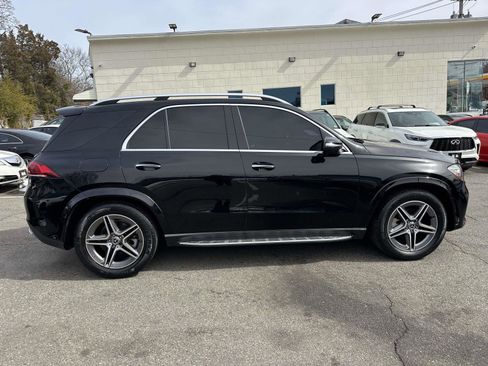 Used 2022 Mercedes-Benz GLE 350 4MATIC w/ AMG Line Exterior image 2