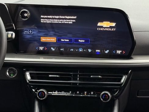 New 2026 Chevrolet Traverse LT image 15