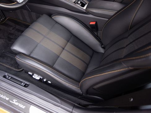 Certified 2018 Porsche 911 Turbo S AWD/4WD image 22