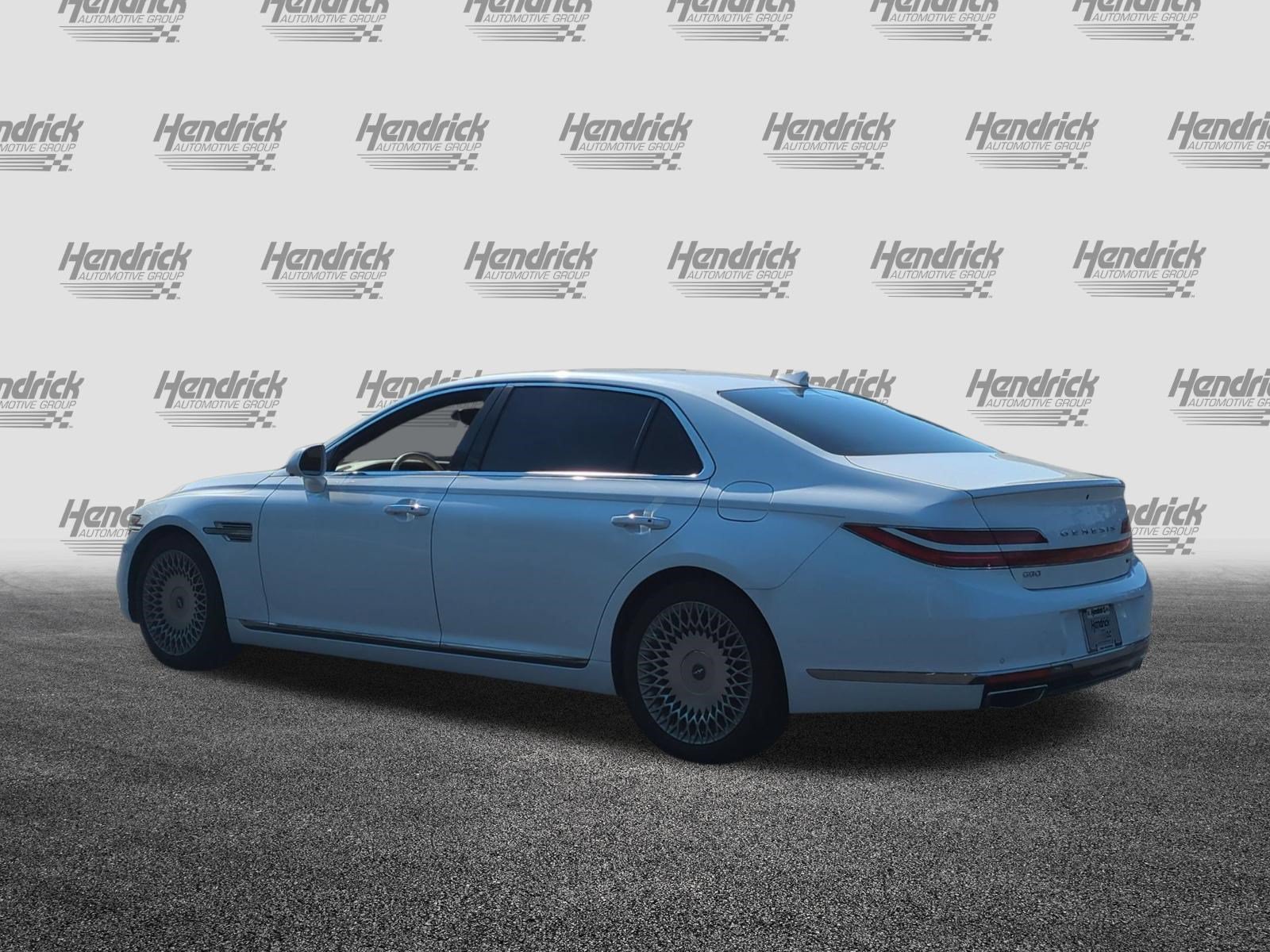 Used 2022 Genesis G90 5.0 Ultimate RWD image 8