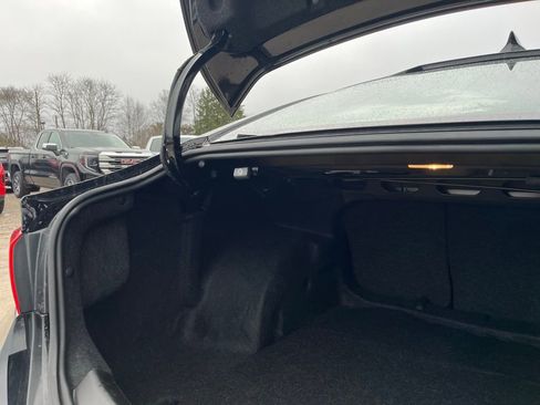 Used 2024 Chevrolet Malibu LT image 12