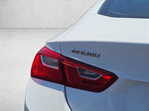 Used 2024 Chevrolet Malibu LS FWD image 29
