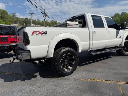 Used 2012 Ford F350 Lariat w/ Lariat Ultimate Pkg image 19