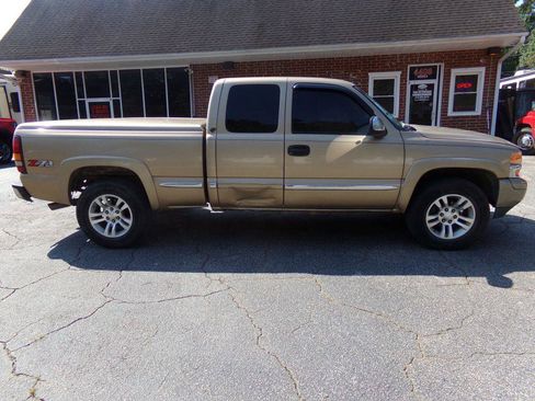 Used 2001 GMC Sierra 1500 4x4 Extended Cab w/ SLT Marketing Option Pkg image 8