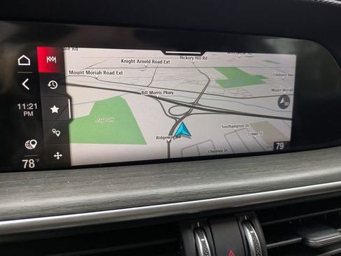 Used 2021 Alfa Romeo Stelvio Ti w/ Premium Package image 18