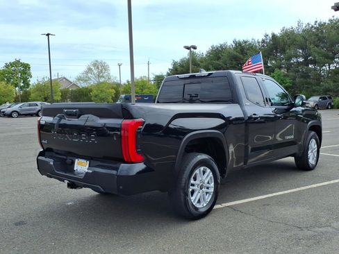 Used 2022 Toyota Tundra SR5 w/ SR5 Premium Package AWD/4WD image 7