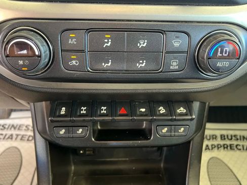 Used 2019 Chevrolet Colorado ZR2 image 13