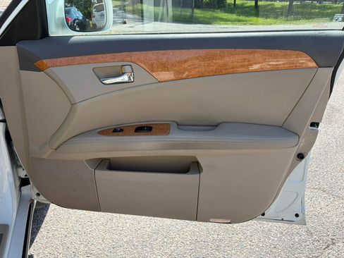 Used 2007 Toyota Avalon XLS FWD image 25