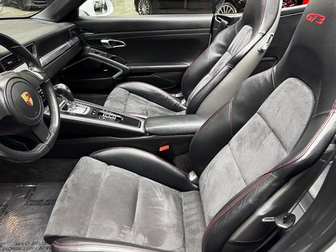 Used 2015 Porsche 911 Carrera S image 43