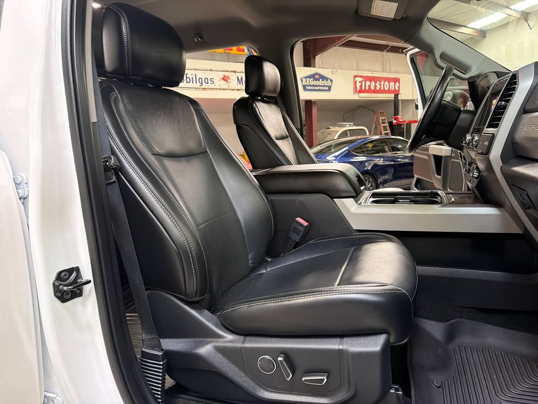 Used 2019 Ford F250 Lariat w/ Lariat Ultimate Package AWD/4WD image 37