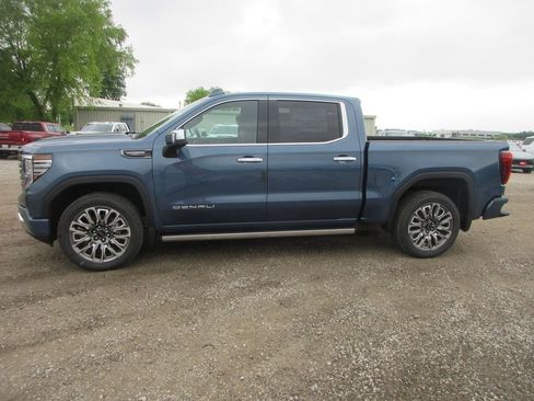 New 2026 GMC Sierra 1500 Denali Ultimate AWD/4WD image 10