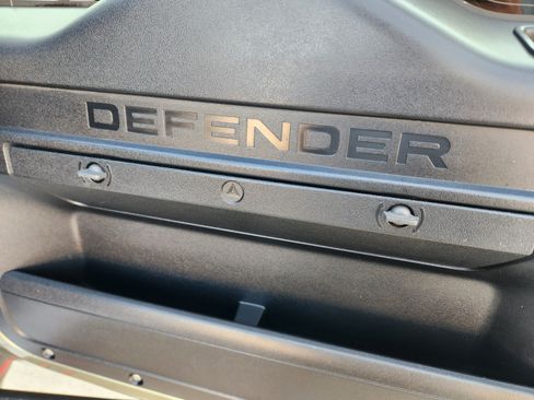 Used 2023 Land Rover Defender 110 X AWD/4WD image 32