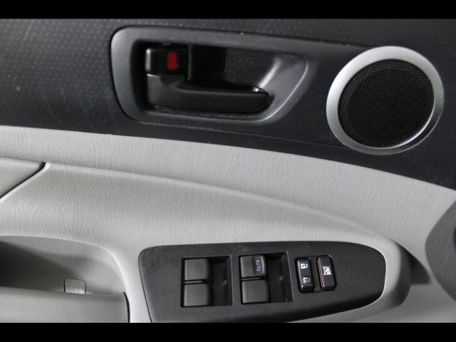 Used 2015 Toyota Tacoma PreRunner RWD image 16