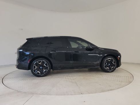 Used 2025 BMW iX xDrive50 w/ Premium Package image 6