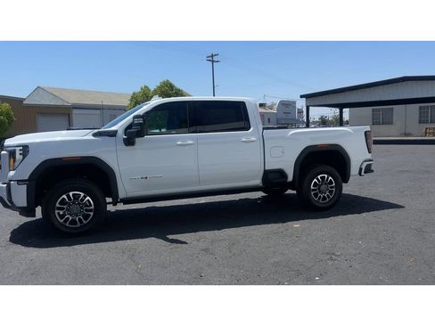 New 2026 GMC Sierra 2500 AT4 w/ AT4 Premium Plus Package AWD/4WD image 7