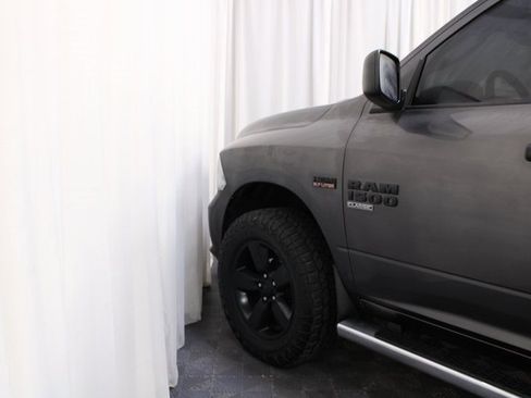 Used 2019 RAM 1500 Express w/ Express Value Package image 19